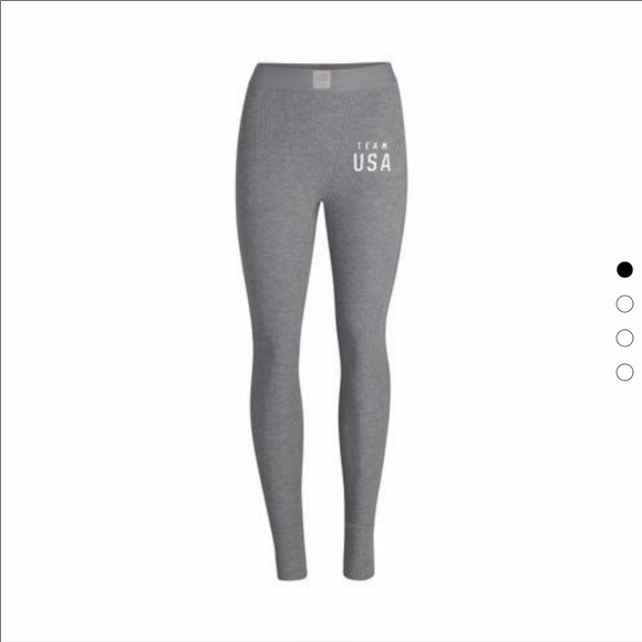 SKIMS Pants - ✨ SKIMS Team USA Olympic Capsule leggings ✨